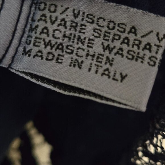 Luiselle Made In Italy Blue Mixed Media Crochet Lace Detail Top Size M - Picture 7 of 7